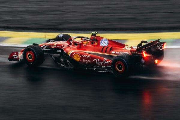 Estrategia perfecta y maniobras brillantes marcaron el GP de Baréin 2025 GP de Baréin 2025